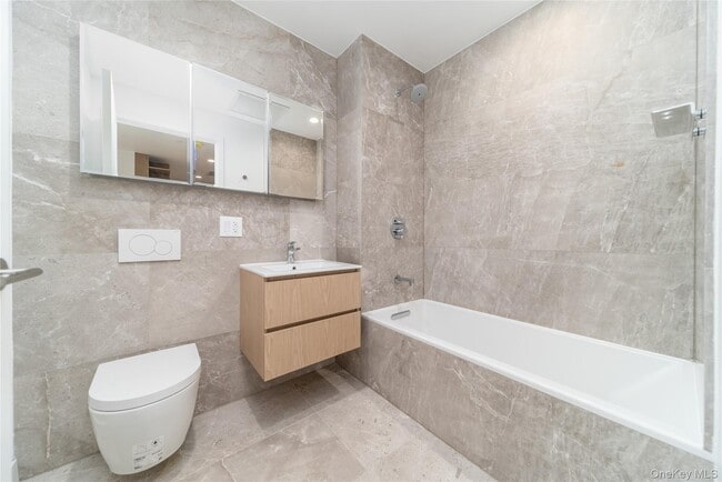 Building Photo - 30-05 Vernon Blvd