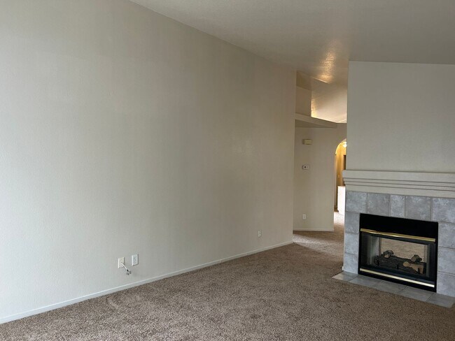 Building Photo - Charming 3-Bedroom Single-Story Corner Home in Northwest Las Vegas For Rent!