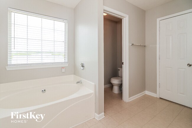 Building Photo - 3186 Striped Maple Cove