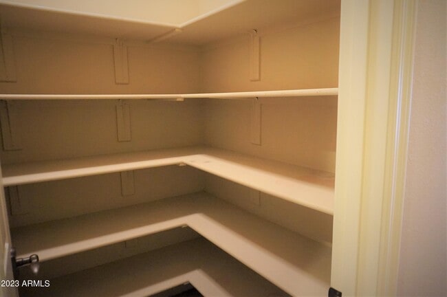 Building Photo - 5211 Kylene Pl