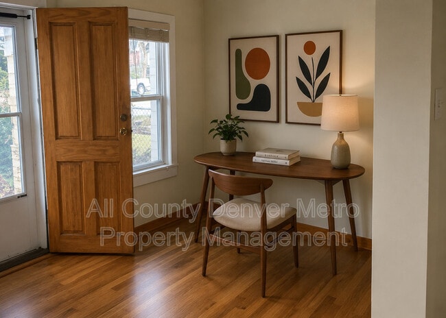 Building Photo - 831 Elati St