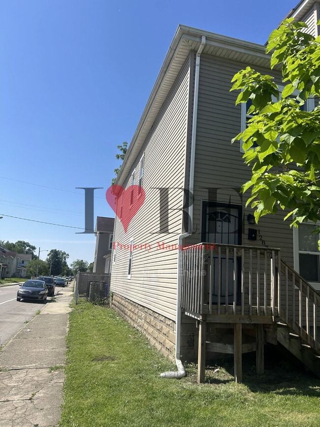 Building Photo - 1283 W Broad St