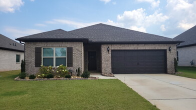 Building Photo - Huntsville Haven with Granite Elegance!" D...