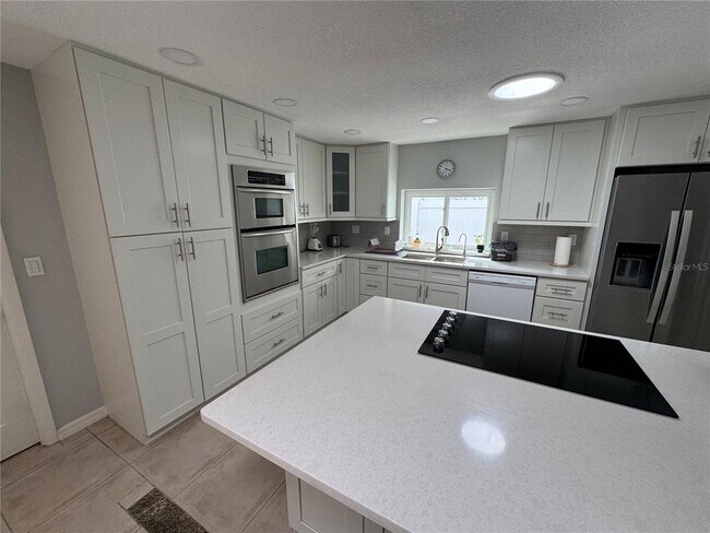 Building Photo - 1446 Strada D Oro