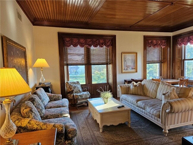 Building Photo - 364 BELLEVUE Avenue UNIT W S