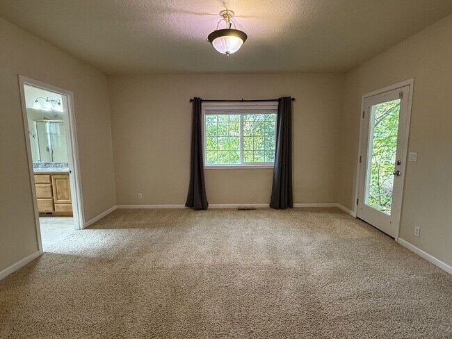 Building Photo - 3540 Sterling Woods Dr