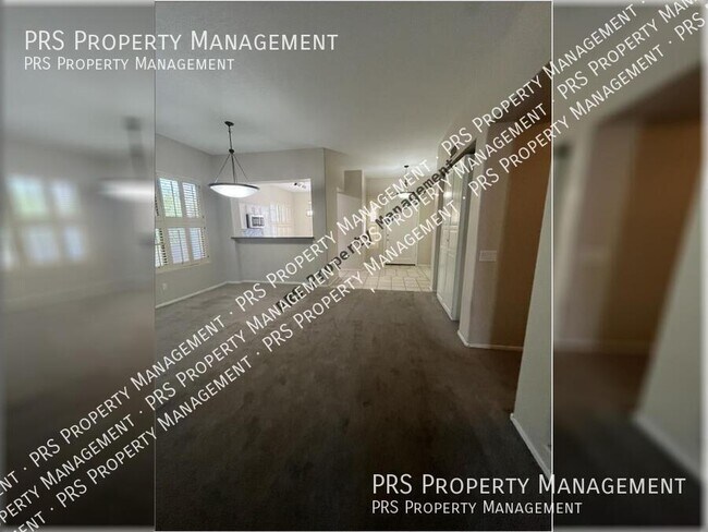 Building Photo - 3935 S Hollyhock Pl