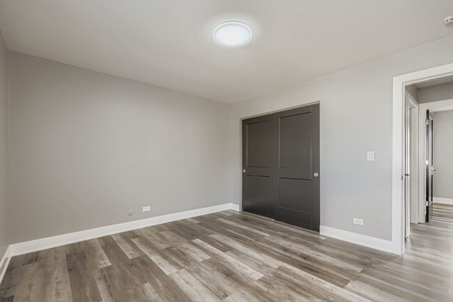 Building Photo - 5611 Allemong Dr