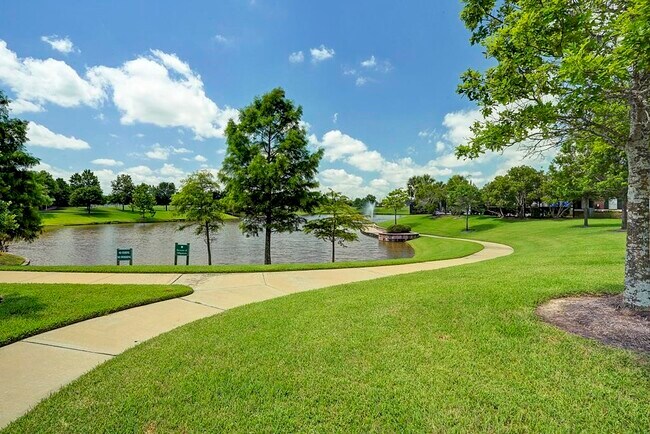 Building Photo - 5508 Lilywood Ln