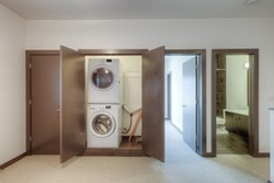 Building Photo - 1428 S Quincy Ave