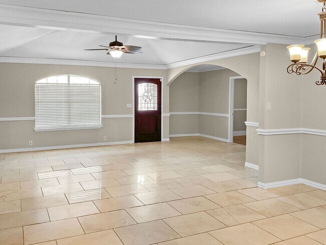 Building Photo - 3 Bedroom Arlington Tx Available 07/25/2025