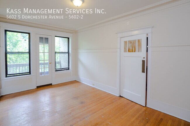 Building Photo - 5602 S Dorchester Ave