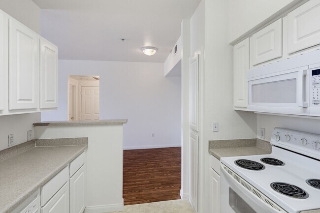 Building Photo - 6955 N Durango Dr