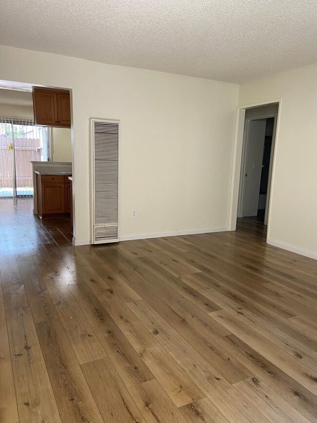 Interior Photo - 1330 Sunset Ave, West Covina