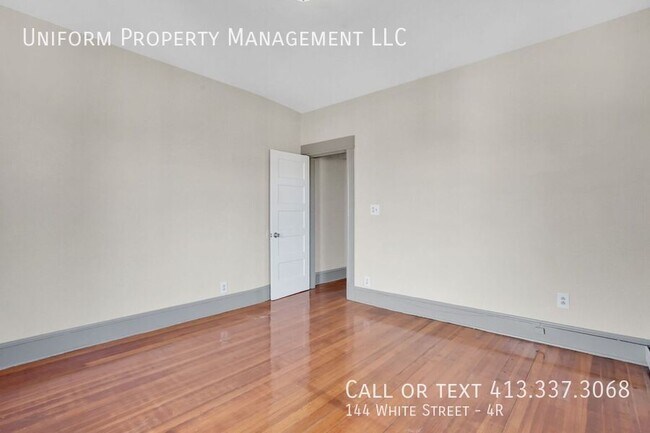 Building Photo - 144 White St