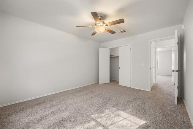 Building Photo - 7016 Albacete Ln