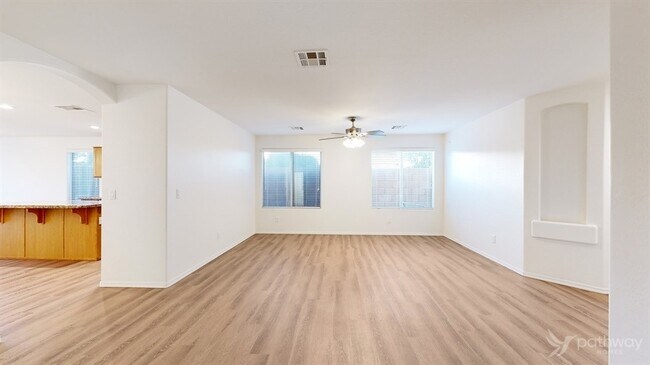 Building Photo - 44336 W McClelland Dr