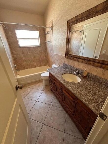 Building Photo - 4838 Cambridge St