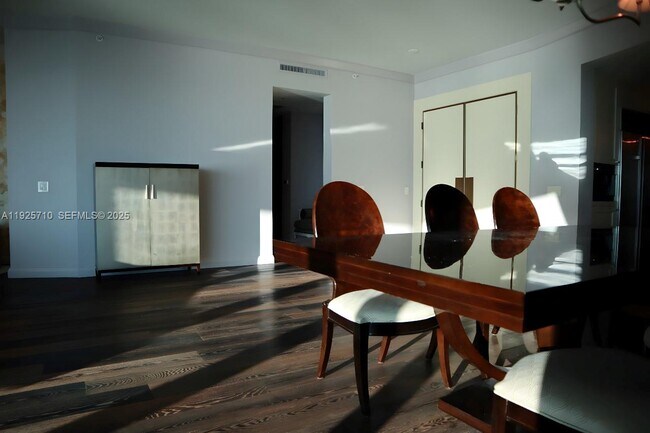 Building Photo - 10295 Collins Ave