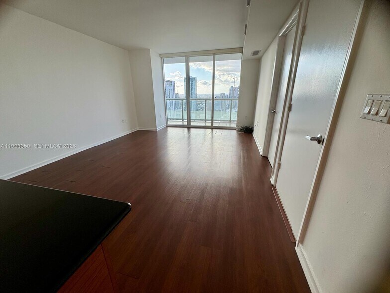 Building Photo - 50 Biscayne Blvd