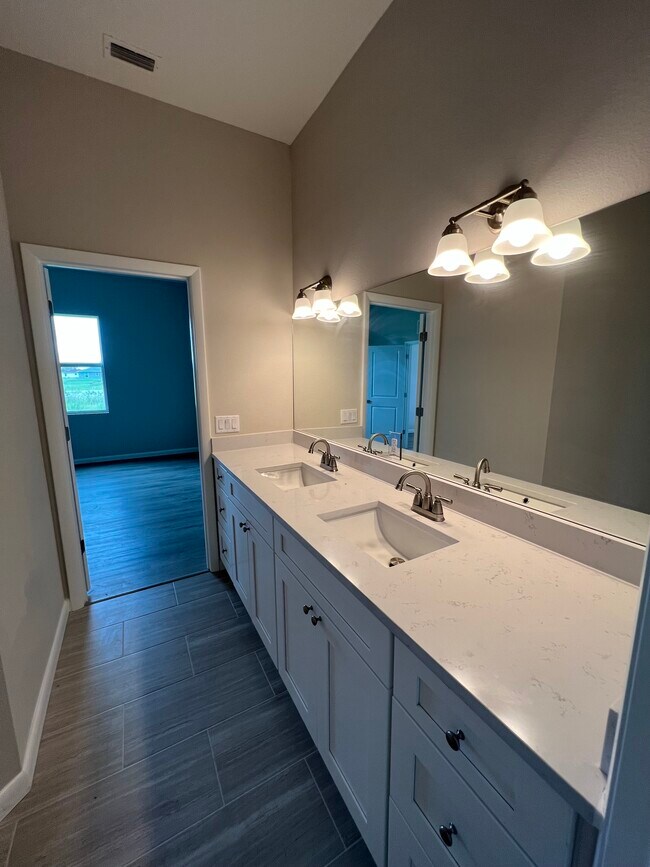 Building Photo - 1025 Jupiter Loop