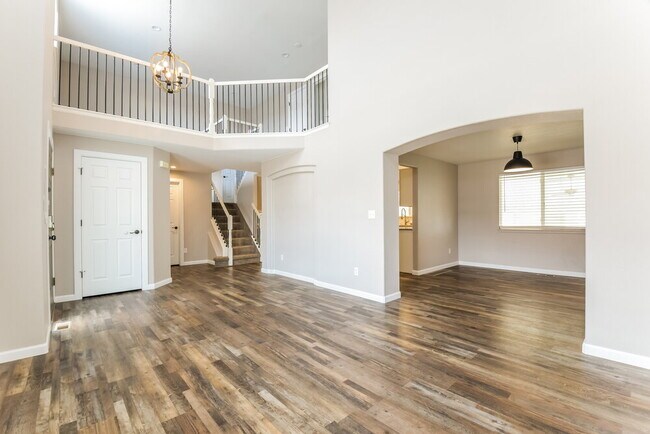 Building Photo - 13922 Hudson Way