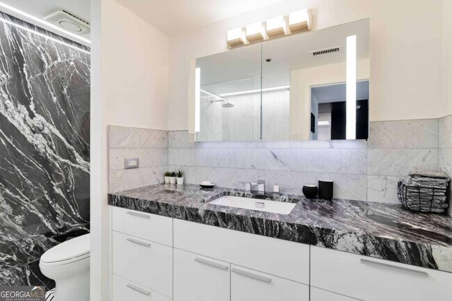 Building Photo - 1130 Piedmont Ave NE