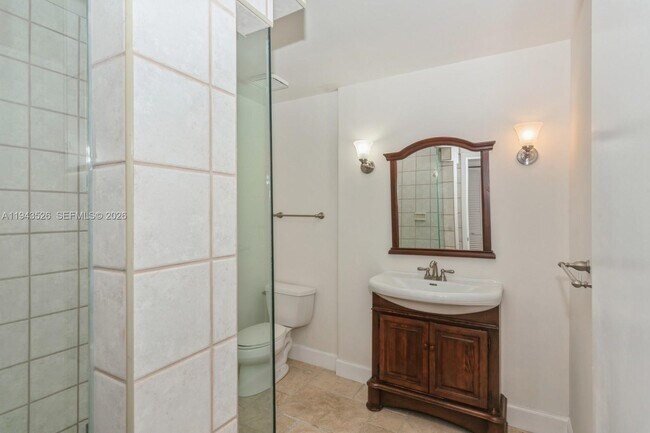 Building Photo - 15405 SW 73rd Ct