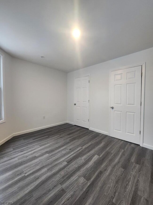 Building Photo - 818 S 12th St