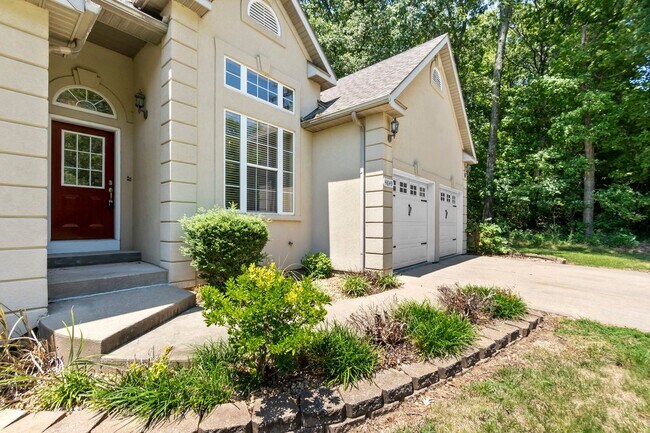 Building Photo - House In Jackson