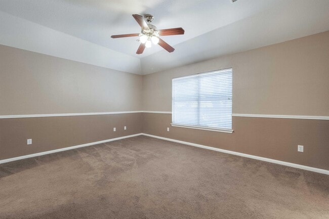 Building Photo - 5601 Lomita Verde Cir