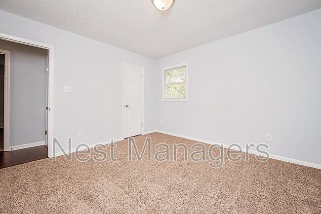 Building Photo - 7059 Darnell St
