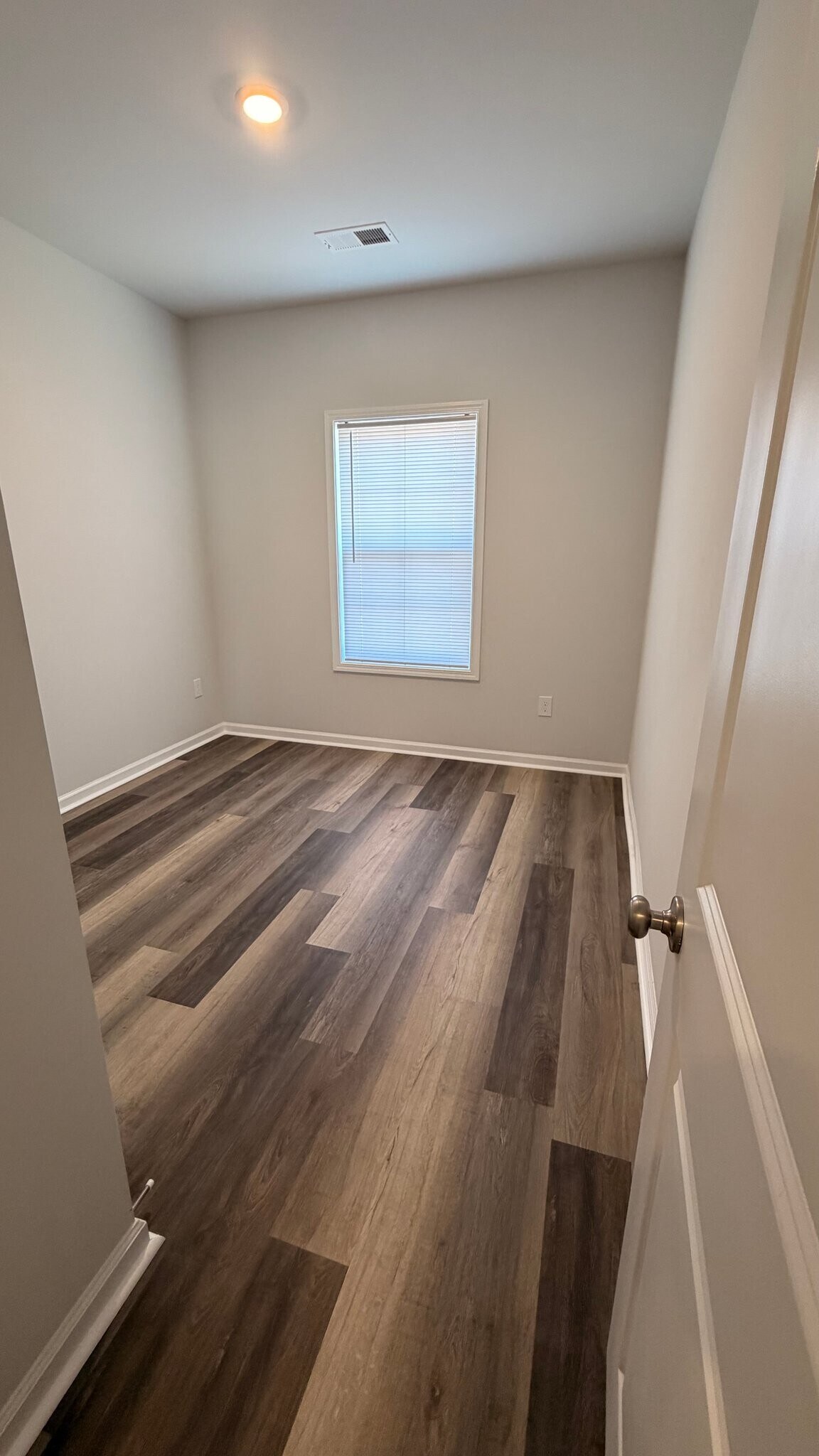 Building Photo - 1456 Donhill Dr