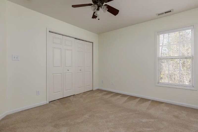Building Photo - 112 Isleworth Pl