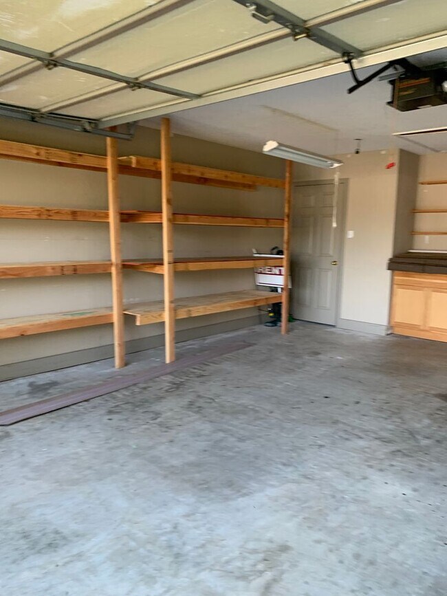 Building Photo - 3bed/2bath Home with Fenced Backyard in Valley View Schools!!!!!!