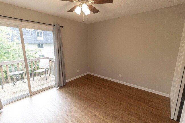 Building Photo - 105 N Garth Ave