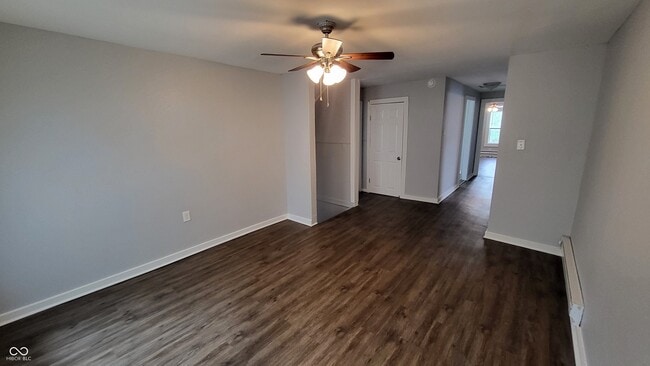 Primary Photo - 3 E Washington St