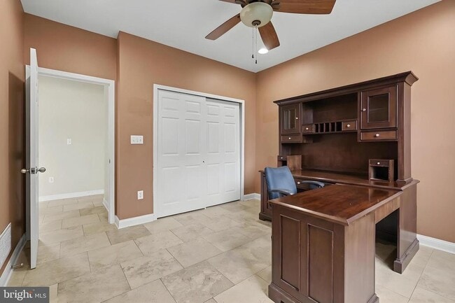 Building Photo - 228 Leffler Cir