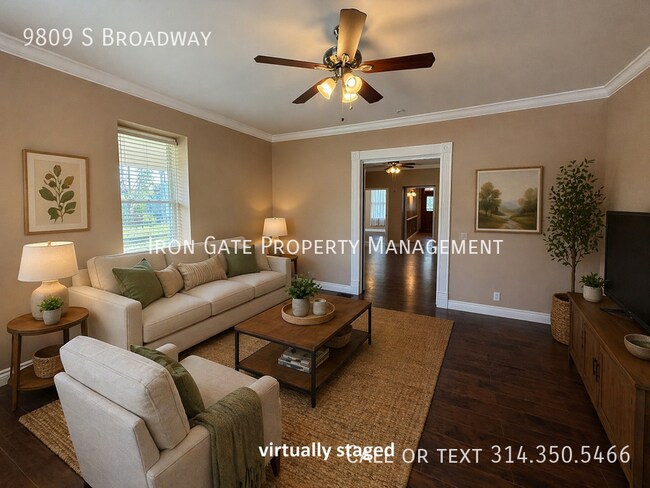 Building Photo - 9809 S Broadway