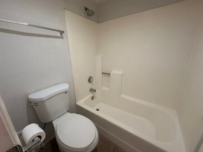 Building Photo - 2 Bed 2 Bath Condo in Old Town Scottsdale