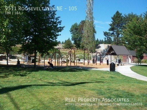 Building Photo - 9511 Roosevelt Way NE