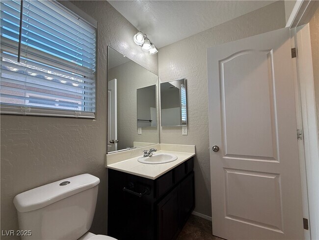 Building Photo - 4512 Simple Promise Ct