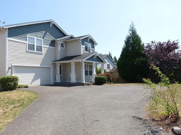 Front - 26222 233rd Ct SE