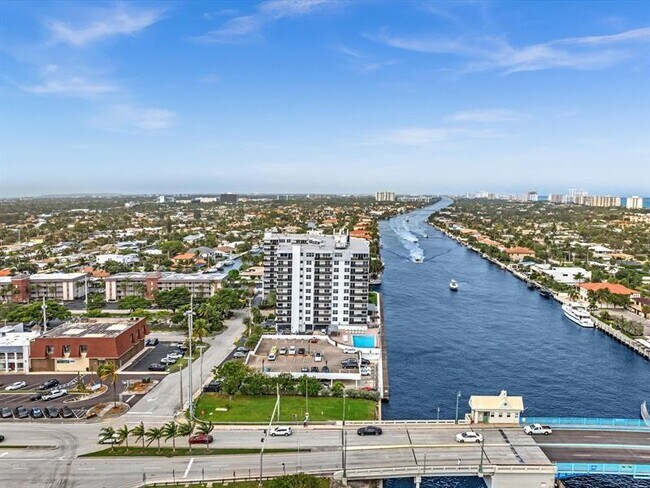 Building Photo - 5100 Dupont Blvd