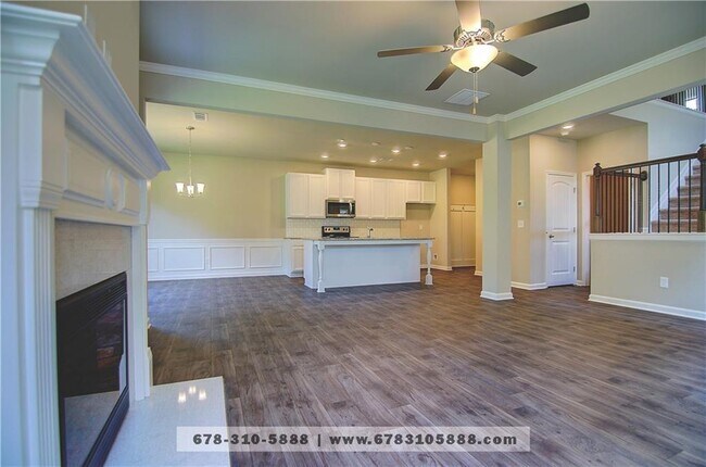 Building Photo - 7741 Silk Tree Pointe