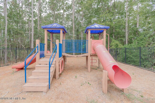 Building Photo - 684 Sid Dr