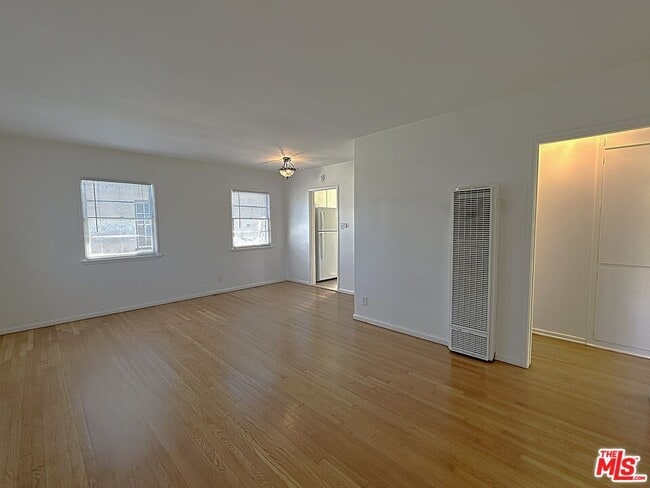 Building Photo - 5468 W 120th St