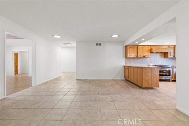Building Photo - 425 Cll De Castellana