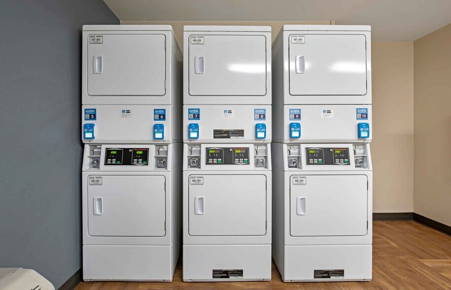 Building Photo - Furnished Studio-Washington, D.C. - Alexandria - Landmark