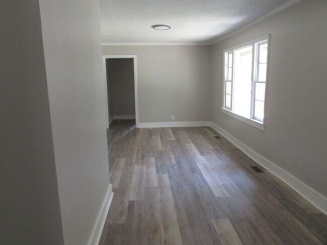 Building Photo - 5855 Cane Savannah Rd